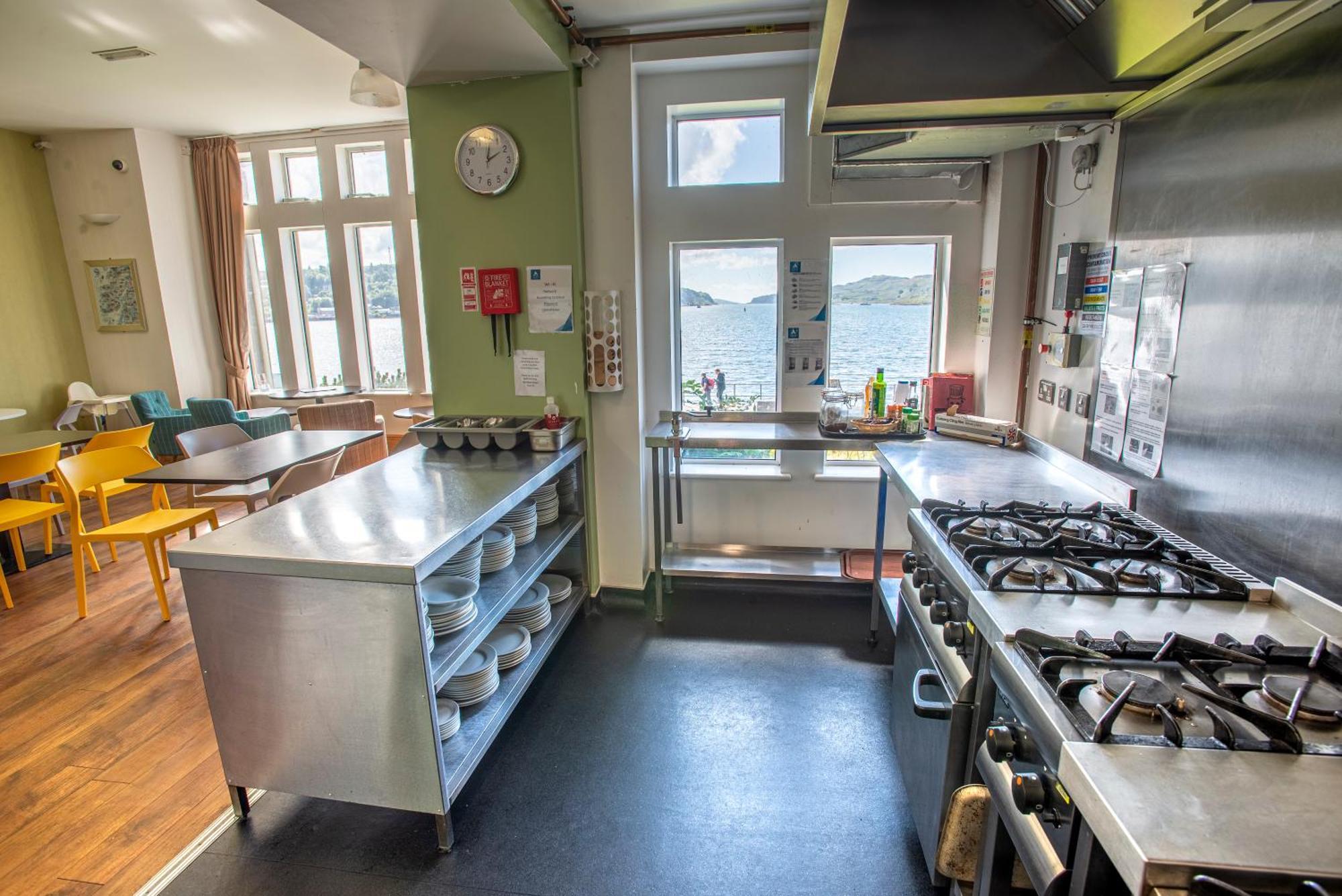 Oban Youth Hostel Kültér fotó The kitchen at the hostel