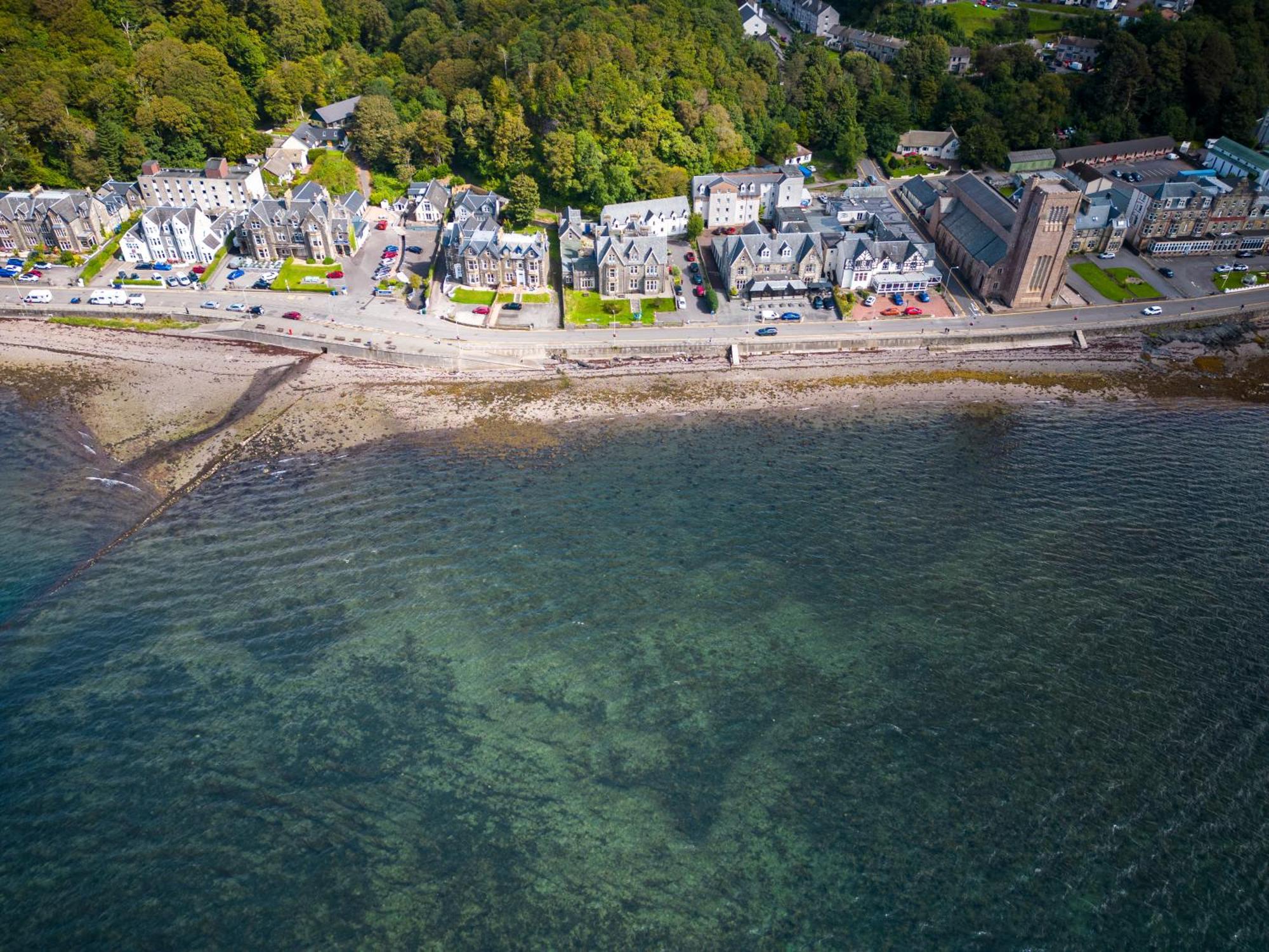 Oban Youth Hostel Kültér fotó The bay at Tobermory